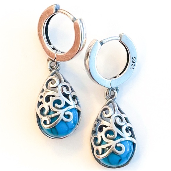 Jewelry - 🌹🆕 925 Sterling Silver and Turquoise Dangle Teardrop Earrings